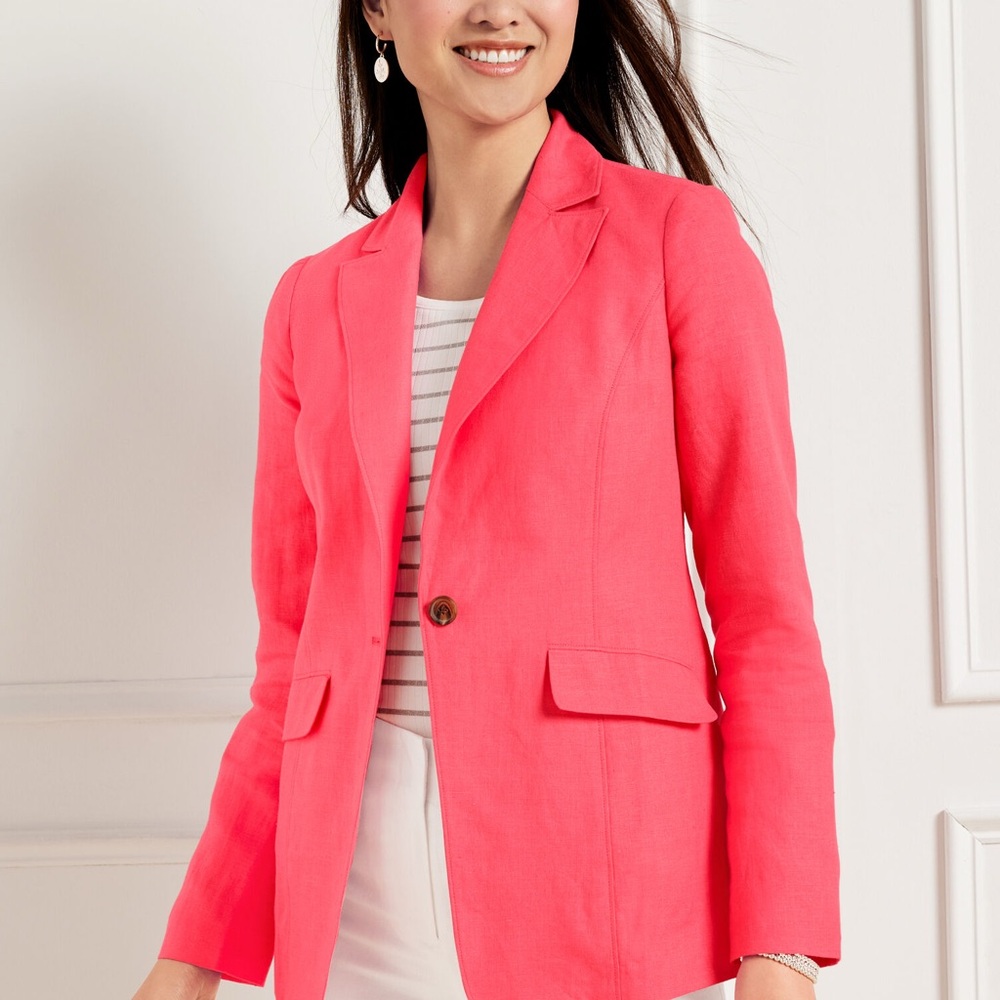 Classic Linen Blazer Flap Pockets.Work-to weekend look
